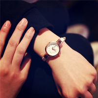 时尚韩国黑白圆形小表盘皮带学生复古细带女款手表腕表女士时装表