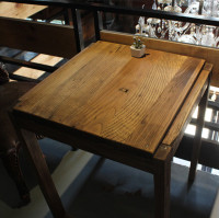 漫咖啡家具 老榆木门板家具 西餐咖啡甜品2人全实木方桌（现货）